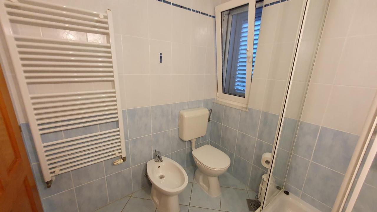 Sea Side Apartments 4* Novi Vinodolski Luaran gambar