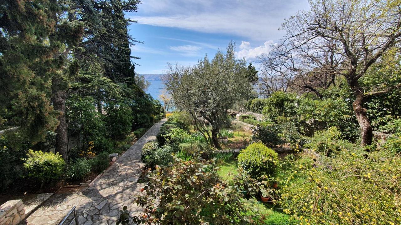 Sea Side Apartments 4* Novi Vinodolski Luaran gambar
