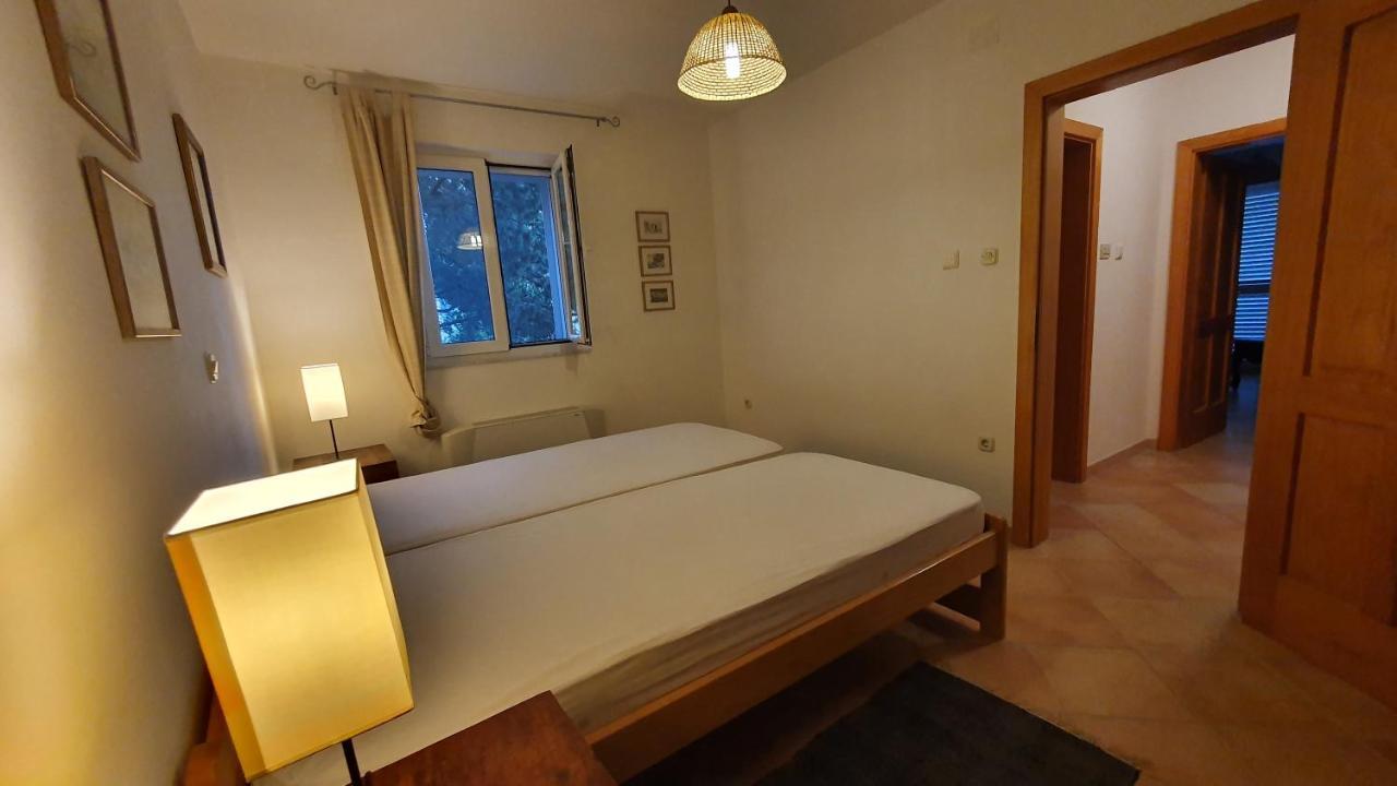 Sea Side Apartments 4* Novi Vinodolski Luaran gambar