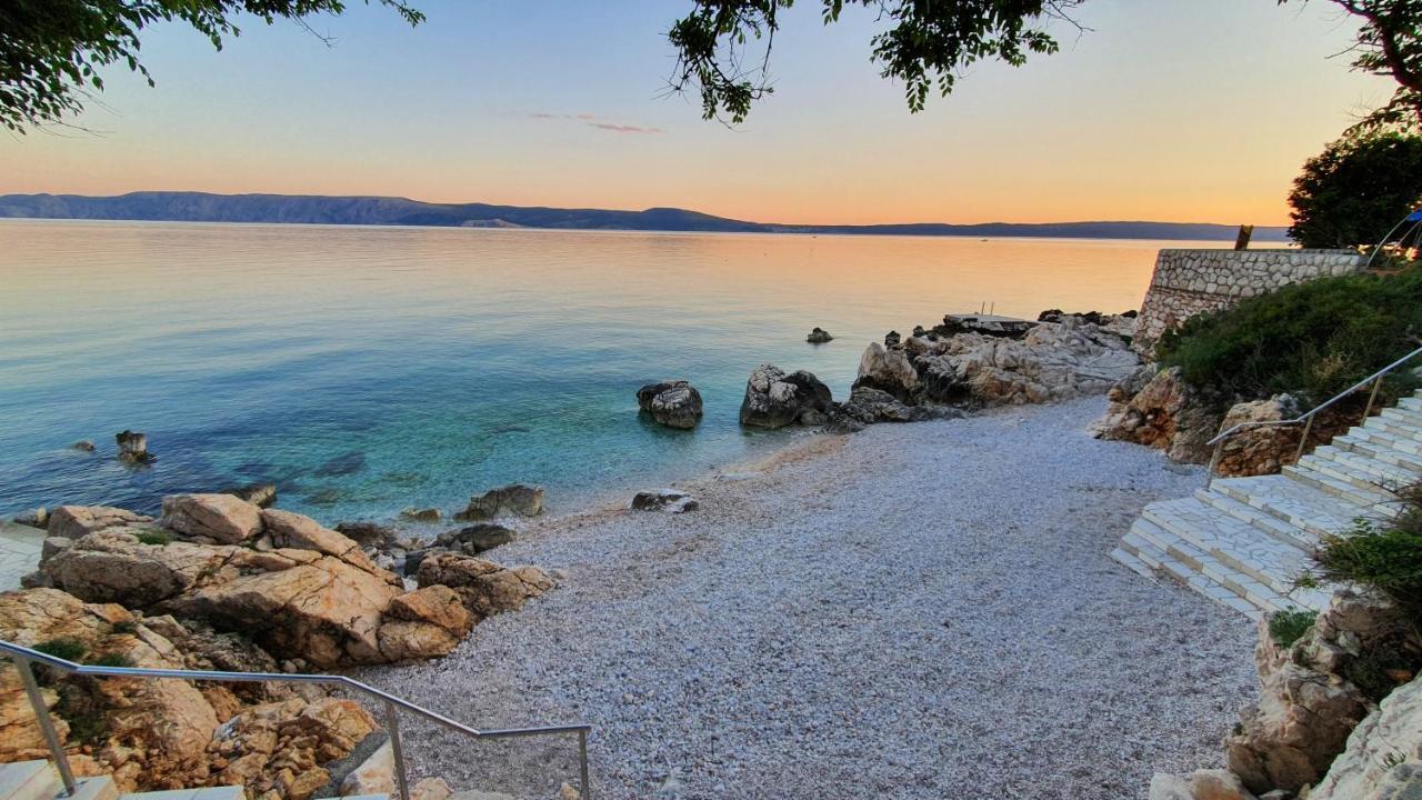 Sea Side Apartments 4* Novi Vinodolski Luaran gambar